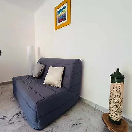 T2 - Garage - Proche Centre & *