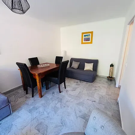 T2 - Garage - Proche Centre & Apartment Menton
