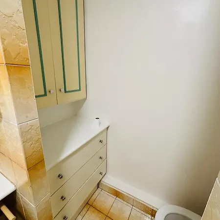Apartment T2 - Garage - Proche Centre &