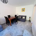 T2 - Garage - Proche Centre & Apartment Menton