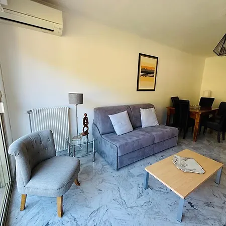 T2 - Garage - Proche Centre & * Menton