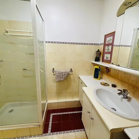 Apartment T2 - Garage - Proche Centre & *