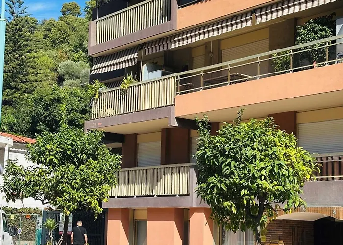 T2 - Garage - Proche Centre & Apartamento *